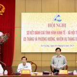 Trước khi chung nhà, hai tỉnh An Giang, Kiên Giang, tỉnh nào thu ngân sách nhiều hơn, tỉnh nào xuất khẩu tốt hơn?