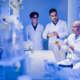VinUni đặt mục tiêu vào top 100 đại học hàng đầu thế giới – mời tuyển 500 nhà khoa học toàn cầu