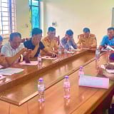 Hàng trăm xe điện ở thành phố Vinh ngừng hoạt động vì không có đường đặt biển tốc độ tối đa 30km/h