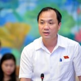 Ông Hoàng Trung Dũng thôi giữ chức Trưởng Đoàn đại biểu Quốc hội tỉnh Hà Tĩnh