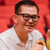 Nghệ sĩ Nhân dân Trung Hiếu: “Cố Nghệ sĩ Nhân dân Trịnh Thịnh ngoài đời rất nghiêm túc nhưng lên phim lại cực hài hước”
