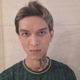 Rapper Bình 'gold' kẹp cổ, cướp ví tiền, điện thoại và xe của tài xế taxi 