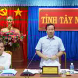 Chủ tịch UBND tỉnh Tây Ninh (mới) chỉ đạo tại cuộc họp về tiến độ các dự án trọng điểm trên địa bàn tỉnh Tây Ninh (cũ)