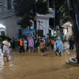 Mực nước sông Mã dâng cao, Sơn La khẩn trương di dời dân 