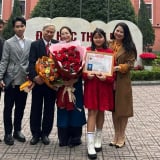 Gia đình có 3 thế hệ học cùng trường đại học lớn ở Hà Nội: Ông ngoại là giáo sư, hiệu trưởng quyết đoán