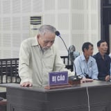 Dùng chiêu trò “chạy sổ đỏ”, gã đàn ông lừa tiền hơn chục người dân ở Đà Nẵng, lãnh án