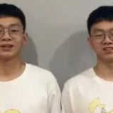 Cặp song sinh cùng đạt 666 điểm trong kỳ thi đại học, đồng điệu đến đáng kinh ngạc