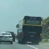 Phạt tài xế 5 triệu đồng và trừ 2 điểm giấy phép lái xe do chạy xe khách vào làn khẩn cấp cao tốc Phan Thiết - Dầu Giây