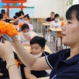 Bảng lương giáo viên THCS 2026 được đề xuất cao nhất hơn 21 triệu đồng: Phấn khởi nhưng cũng có băn khoăn