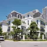 Biệt thự đơn lập góc 2 mặt tiền, đẹp sang chảnh với chi phí hoàn thiện lên đến 9 triệu USD