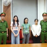 Khám xét nơi ở của Hoa hậu Nguyễn Thúc Thùy Tiên tại một chung cư ở Quận 4, TP.HCM
