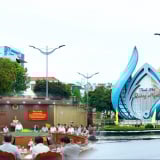 Số lượng lãnh đạo sở của Quảng Ngãi có nhiều biến động khi sắp xếp nhân sự cho xã mới