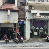 Thực trạng hộ kinh doanh phố cổ 'nửa đóng, nửa mở' do áp lực chuyển đổi hóa đơn điện tử
