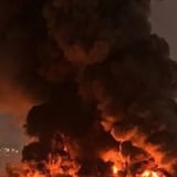 Ukraine tấn công dữ dội: Kho dầu Nga chìm trong biển lửa, các sân bay ở Moscow ngừng hoạt động
