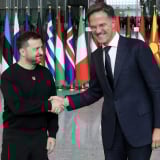 NATO đổ tiền vào Ukraine, cáo buộc Iran 'dính líu sâu' vào cuộc chiến