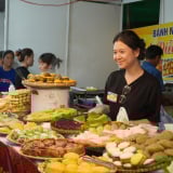 'Cuộc đổ bộ' của 1.000 món ăn: Ẩm thực Thái Lan 'thi đấu' đặc sản dân gian Việt Nam ngay tại Quảng Trị
