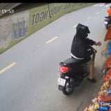 Chủ tiệm tạp hóa ở TP.HCM 'ngậm đắng' mất hơn 1 triệu đồng tiền bia
