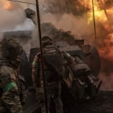 Bầu trời rực lửa: Ukraine đốt sạch đạn để chặn đòn tấn công không ngừng của Nga hàng đêm
