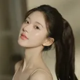 Triệu Lộ Tư tố cáo công ty quản lý bóc lột, nội tâm suy sụp vì bị đe dọa phong sát