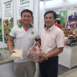 Ở TPHCM có một anh nông dân nuôi heo kiểu gì mà mang về doanh thu 20 tỷ/năm, cả xã nể