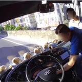 Tạm giữ hình sự tài xế rút chìa khóa xe khách trên Vành đai 3, Hà Nội