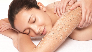 Cách tẩy da chết tại nhà bằng những nguyên liệu tự nhiên dễ kiếm