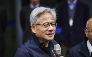 Tỷ phú Jensen Huang của Nvidia bất ngờ tuyên bố không dự lễ nhậm chức của ông Trump  