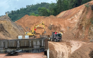 Nỗ lực đẩy nhanh tiến độ thi công dự án đường liên kết vùng Hòa Bình - Hà Nội và cao tốc Sơn La