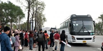  Tour du lịch miễn phí ở Bắc Ninh, xe tăng gấp 3 lần vẫn hết sạch