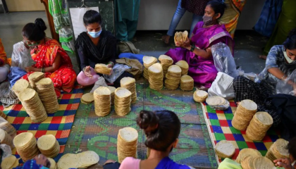 Ấn Độ: Món ăn vặt 'home-made' mang lại hàng triệu USD mỗi năm cho các bà nội trợ