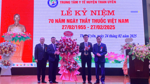 Ngành Y tế Than Uyên cần thực hiện tốt 12 điều Y đức và quy tắc ứng xử của người cán bộ y tế