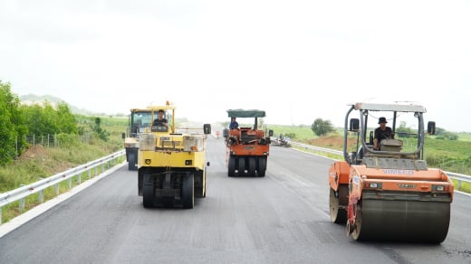 Cuối tháng 4 sẽ đưa vào khai thác cao tốc Vân Phong - Nha Trang