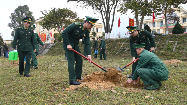 Biên phòng Lai Châu phát động Tết trồng cây “Đời đời nhớ ơn Bác Hồ”