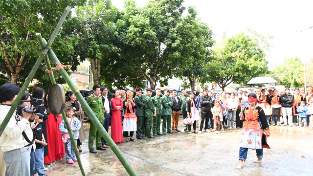 Lai Châu: Sôi nổi ngày hội Biên phòng toàn dân ở một xã biên giới