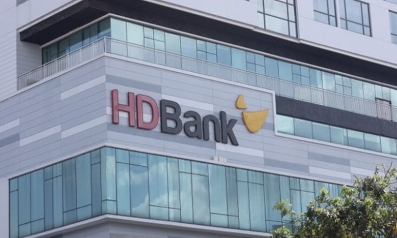 Chứng khoán Vietcap: HDBank đang tìm cổ đông chiến lược, sớm công bố thương hiệu mới của Ngân hàng Đông Á