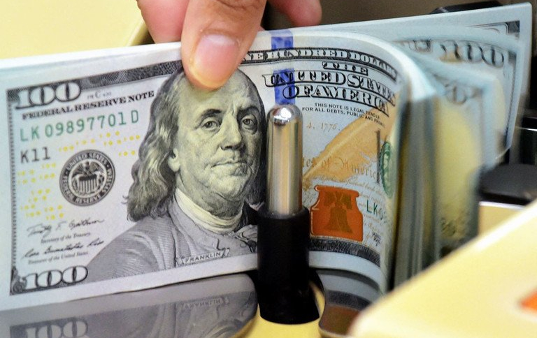 Standard Chartered nâng dự báo tỷ giá USD chính thức lên 26.000 đồng