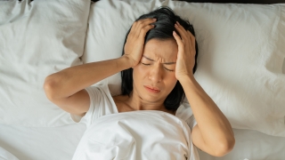 Đau nửa đầu Migraine: Những dấu hiệu cảnh báo nguy hiểm 