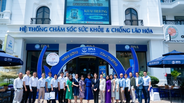 Bệnh viện Quốc tế DNA đồng hành cùng Hội Doanh nghiệp Quận 7 tổ chức chương trình Cafe Doanh nhân 