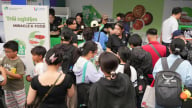 K- food thu hút khách tham quan tại Ngày hội Văn hóa Hữu nghị Việt – Hàn 2025