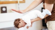 Cảnh báo nguy hiểm do nuốt phải dị vật từ vụ bé 18 tháng tuổi nuốt phải pin cúc