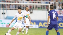 Trực tiếp bóng đá V-League 2019: Bình Dương vs Hoàng Anh Gia Lai 16/8 trên FPT Play