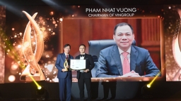 Ông Phạm Nhật Vượng được vinh danh tại Giải thưởng bất động sản Việt Nam PropertyGuru