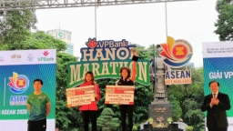 Hàng loạt thành tích ấn tượng tại VPBank Hanoi Marathon ASEAN 2020