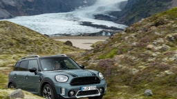 Khởi tạo cảm hứng: MINI Countryman mới chính thức ra mắt tại Việt Nam