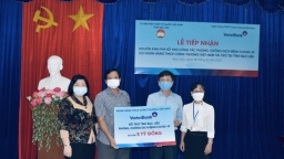 VietinBank hỗ trợ tỉnh Bạc Liêu 5 tỷ đồng phòng, chống dịch COVID-19