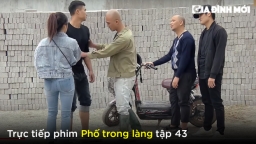 Phố trong làng tập 43: Hiếu đánh nhau vì người yêu, Mến can ngăn nhưng không được