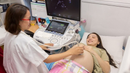 Mẹ bầu thông thái với thai kỳ an toàn không ngại Covid-19 nhờ công nghệ