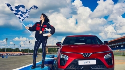 VinFast VF 7 thắng lớn tại Car Awards 2024: Bỏ xa đối thủ với 3 ưu điểm chiếm trọn cảm tình người dùng