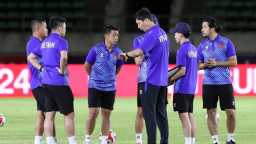 Nhân sự ban huấn luyện tuyển Việt Nam xáo trộn sau ASEAN Cup