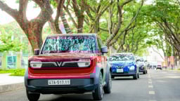 Bán hơn 44.000 xe từ đầu năm, doanh số VinFast bằng Toyota, Hyundai và Ford cộng lại